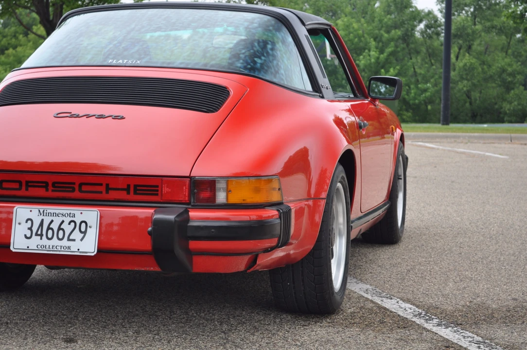 1985 Porsche 911 Carrera 3.2 - Image 22 of 31