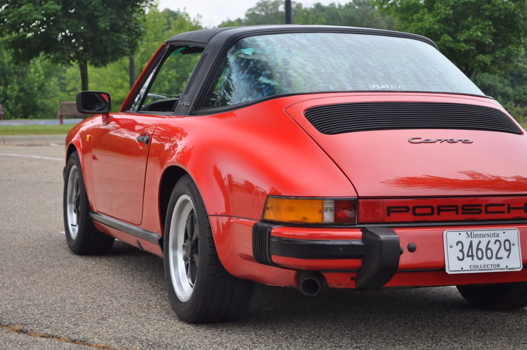 1985 Porsche 911 Carrera 3.2 - Image 24 of 31
