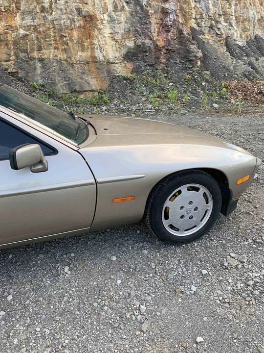 1985 Porsche 928 S - Image 4 of 31