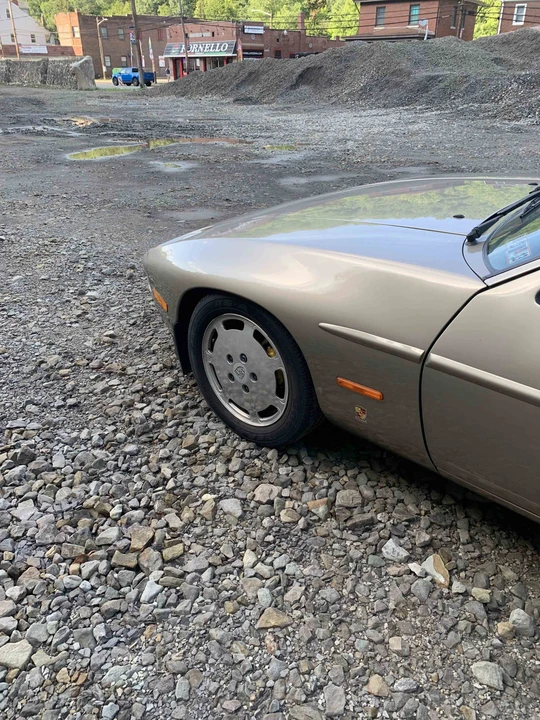 1985 Porsche 928 S - Image 10 of 31