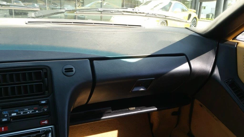 1985 Porsche 928 S - Image 21 of 31