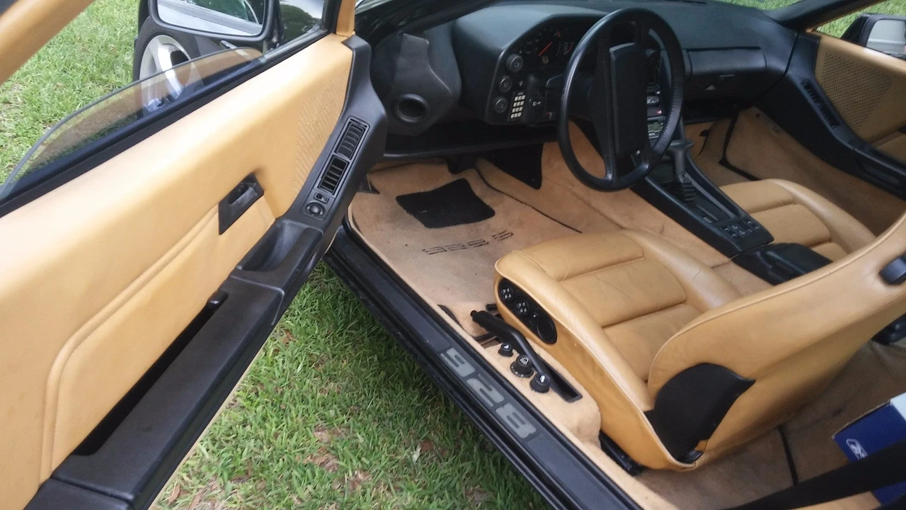1985 Porsche 928 S - Image 17 of 31