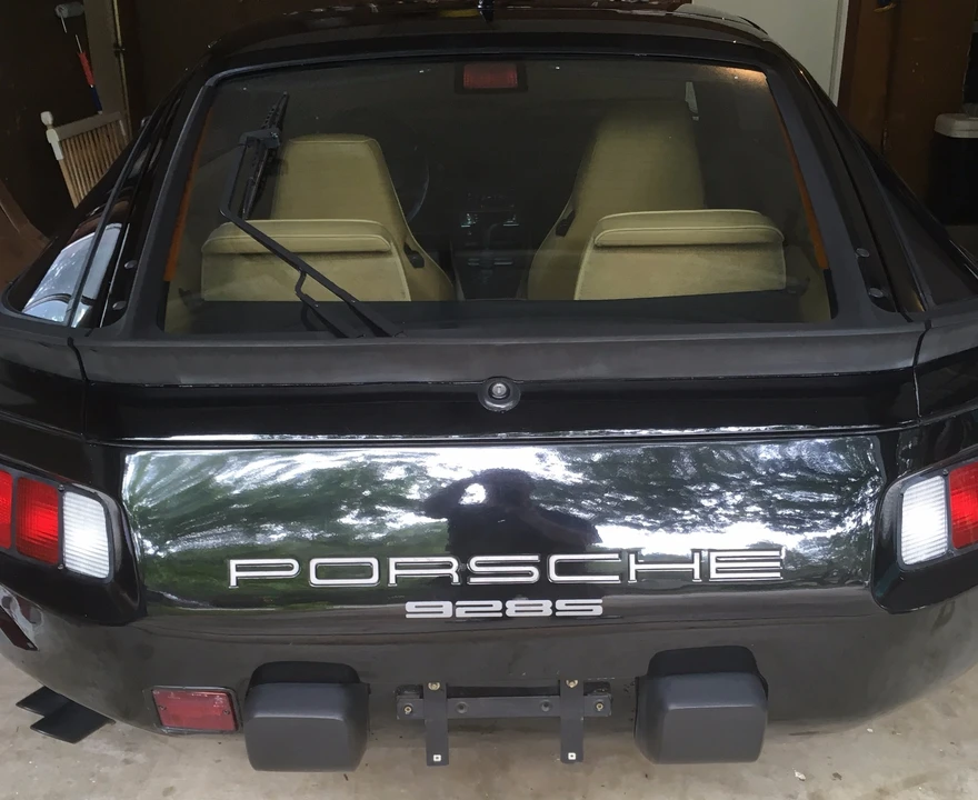 1985 Porsche 928 S - Image 12 of 31