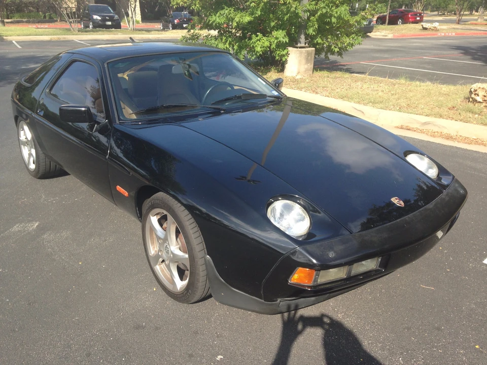 1985 Porsche 928 S - Image 8 of 31