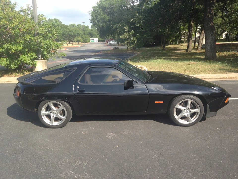 1985 Porsche 928 S - Image 7 of 31