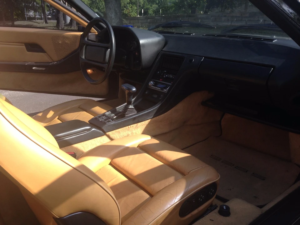 1985 Porsche 928 S - Image 14 of 31