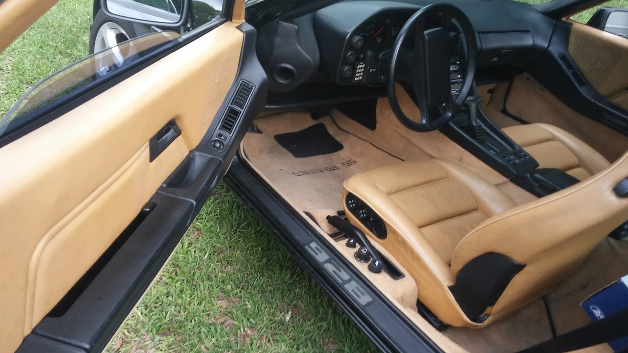 1985 Porsche 928 S - Image 18 of 31