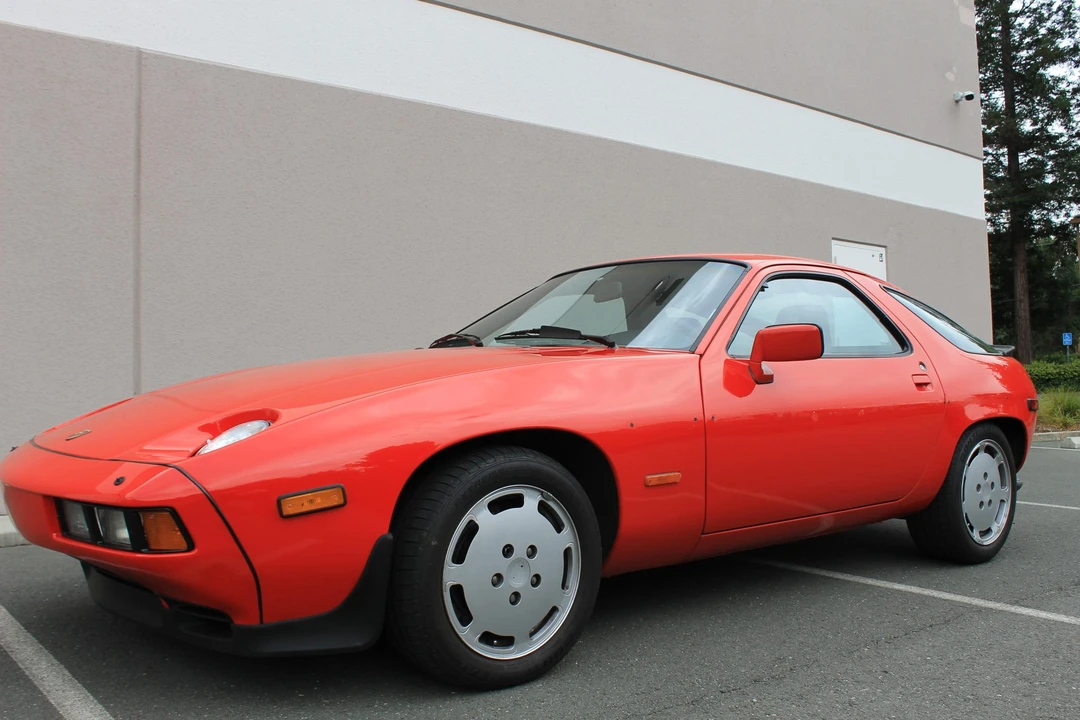 1985 Porsche 928 S - Image 4 of 31