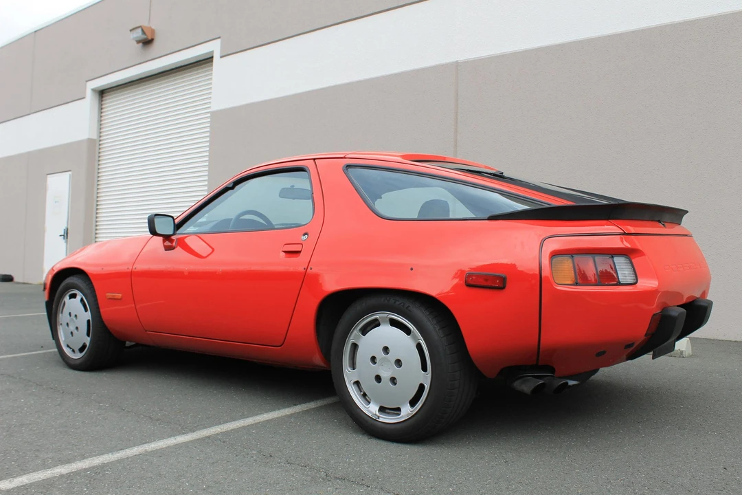 1985 Porsche 928 S - Image 6 of 31