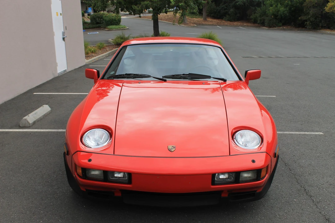 1985 Porsche 928 S - Image 17 of 31