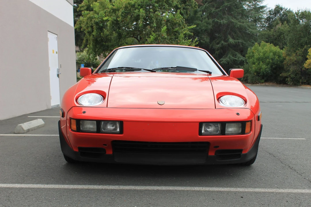 1985 Porsche 928 S - Image 16 of 31