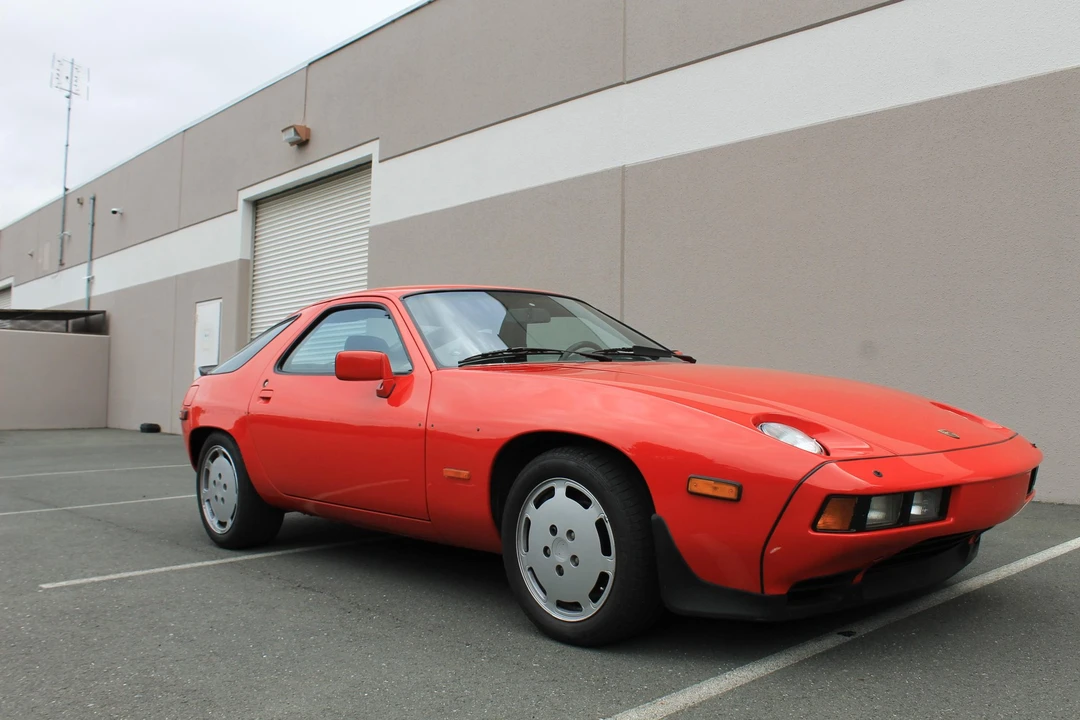 1985 Porsche 928 S - Image 11 of 31