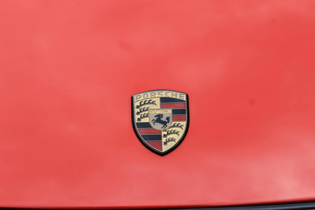 1985 Porsche 928 S - Image 24 of 31