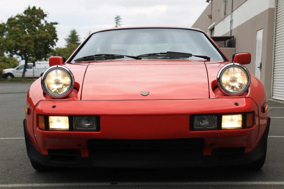 1985 Porsche 928 S - Image 27 of 31