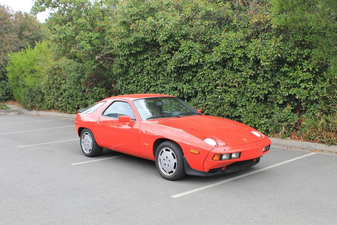 1985 Porsche 928 S - Image 15 of 31