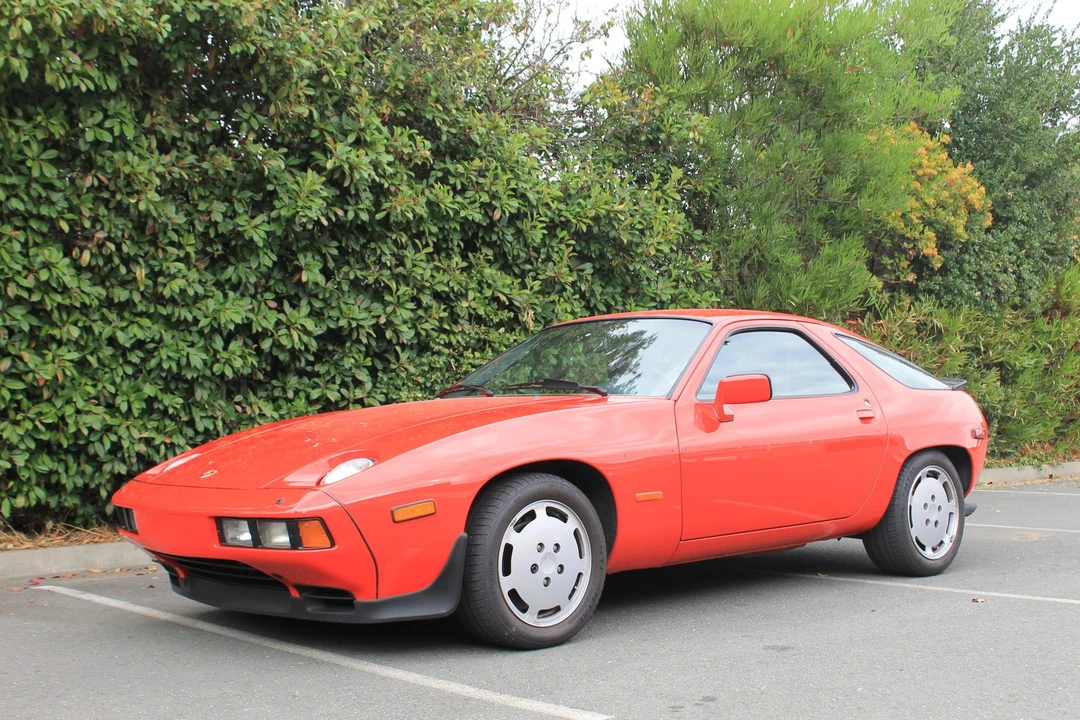 1985 Porsche 928 S - Image 3 of 31