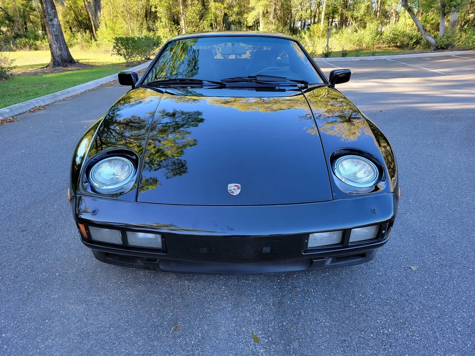1985 Porsche 928 S - Image 5 of 31