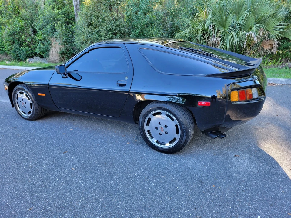 1985 Porsche 928 S - Image 15 of 31