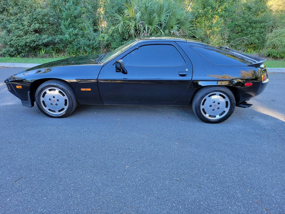 1985 Porsche 928 S - Image 16 of 31