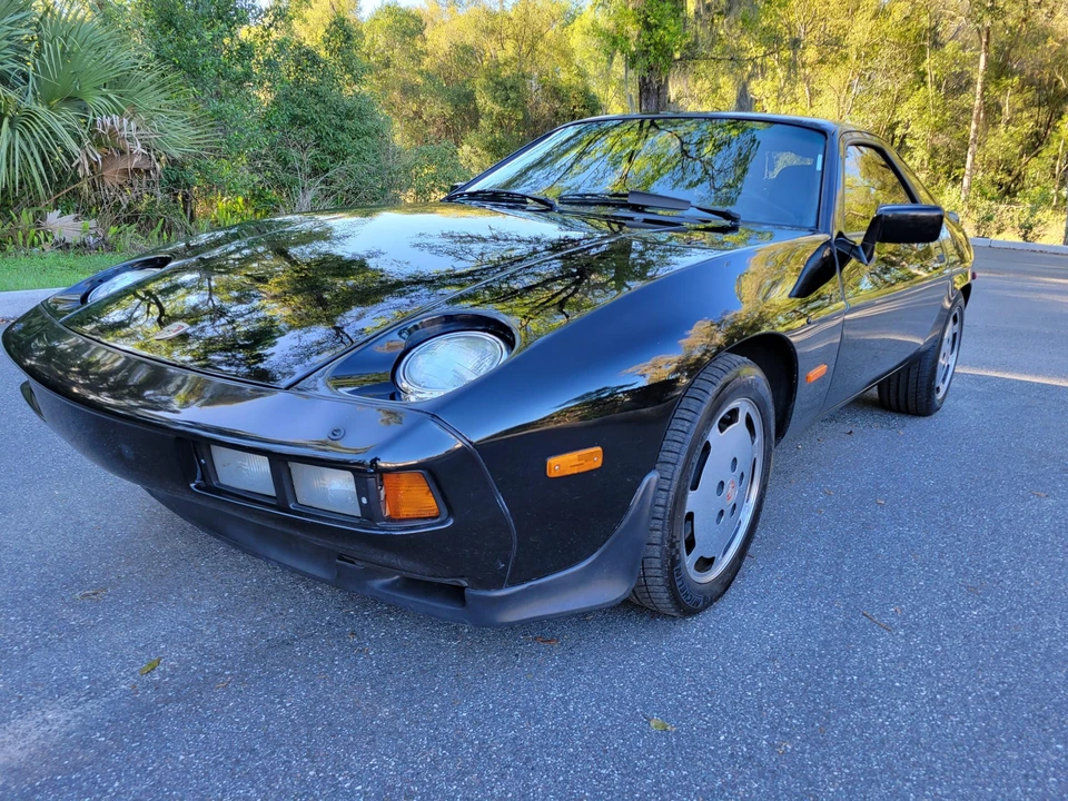 1985 Porsche 928 S - Image 3 of 31