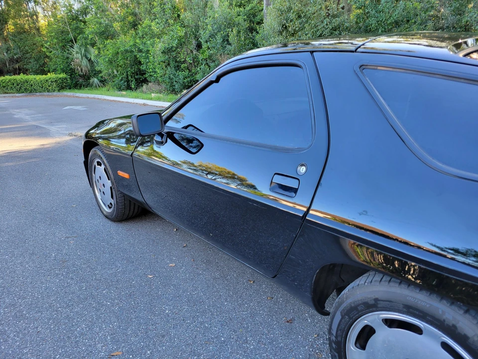 1985 Porsche 928 S - Image 21 of 31