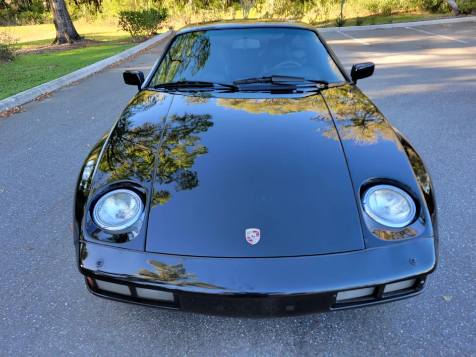 1985 Porsche 928 S - Image 7 of 31