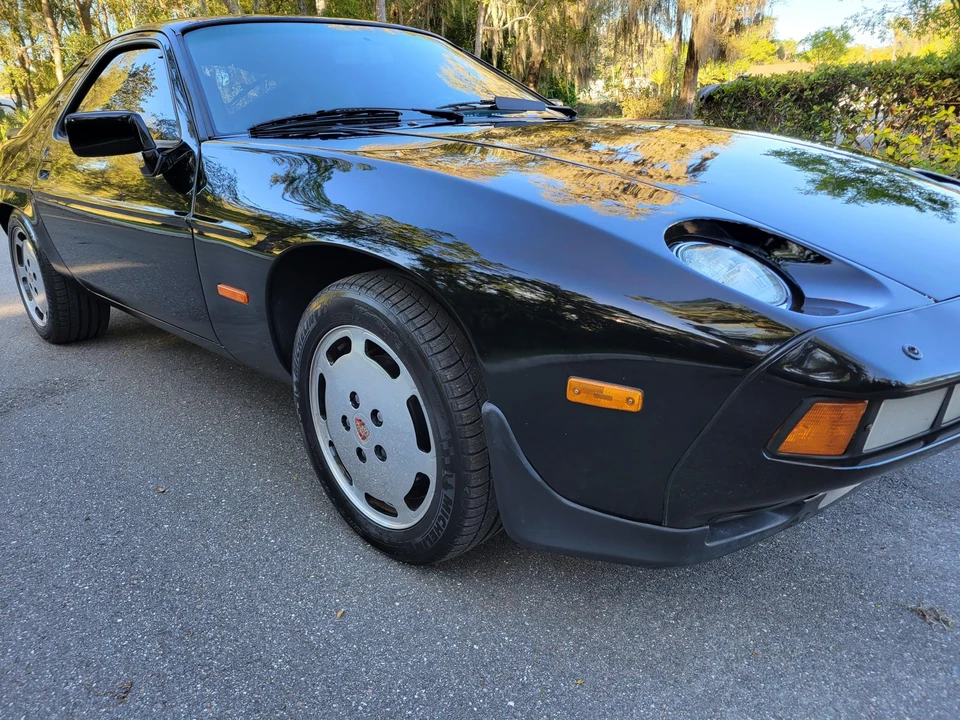 1985 Porsche 928 S - Image 22 of 31