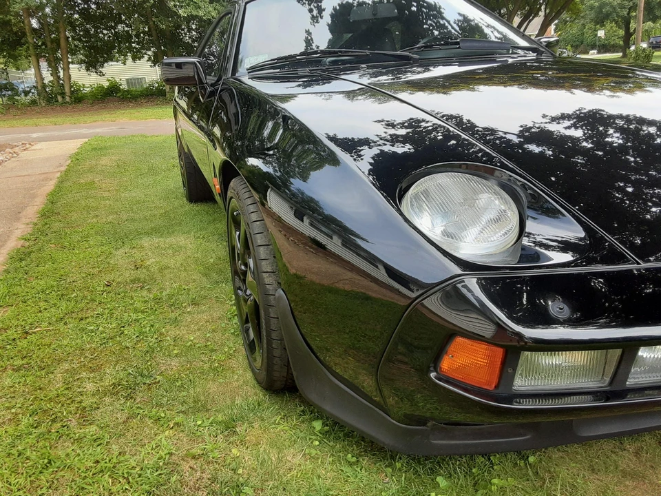 1985 Porsche 928 S - Image 13 of 31