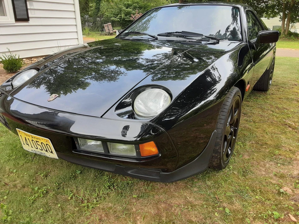 1985 Porsche 928 S - Image 14 of 31