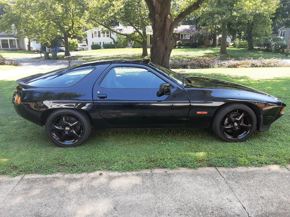 1985 Porsche 928 S - Image 4 of 31
