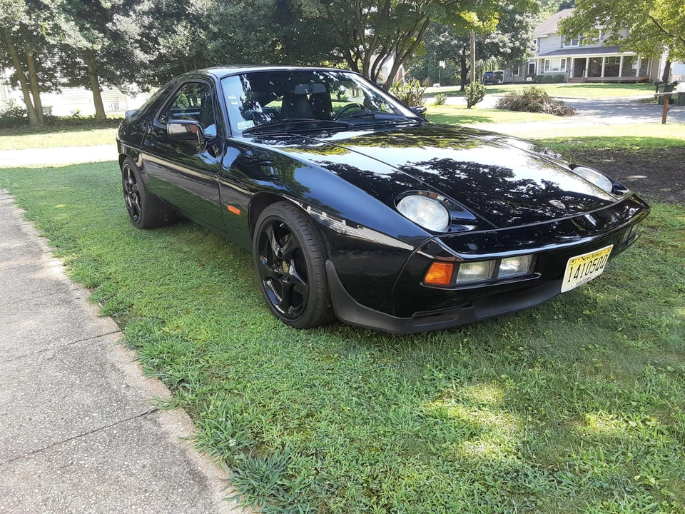 1985 Porsche 928 S - Image 3 of 31