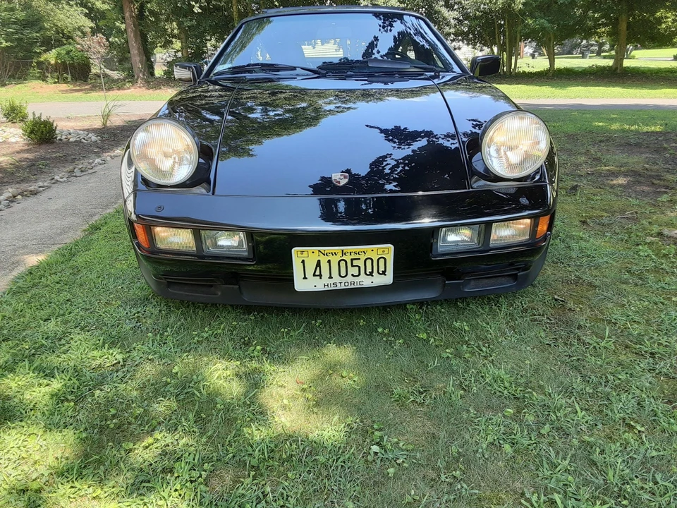 1985 Porsche 928 S - Image 12 of 31