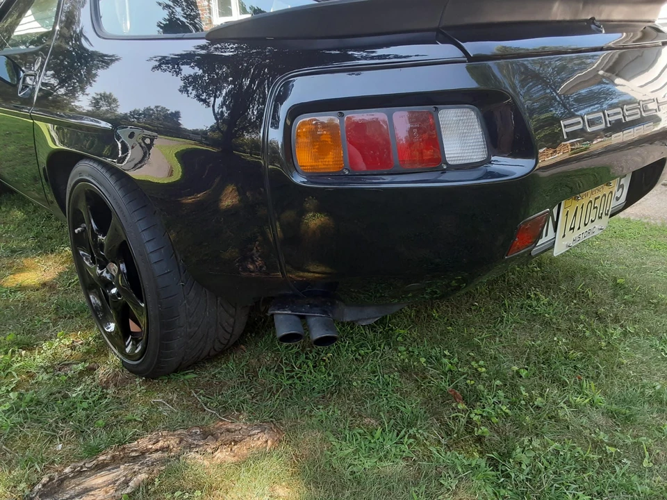 1985 Porsche 928 S - Image 24 of 31