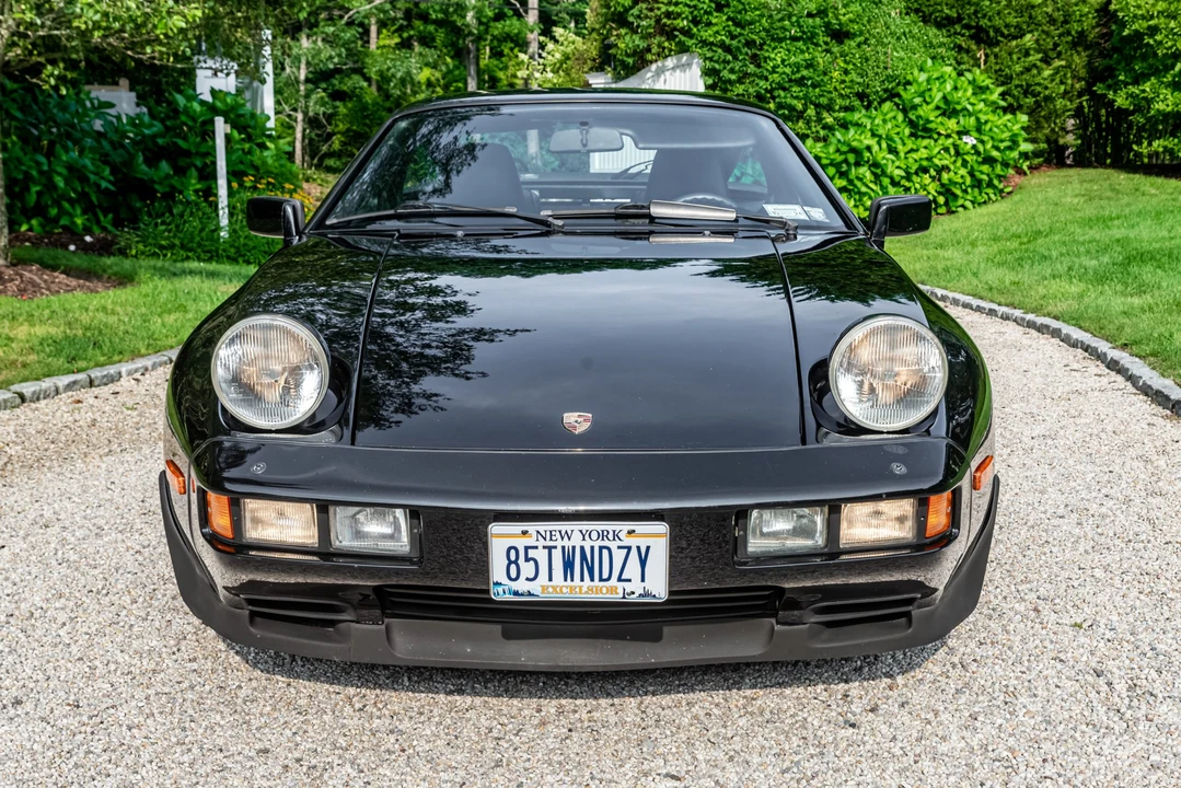 1985 Porsche 928 S - Image 12 of 31