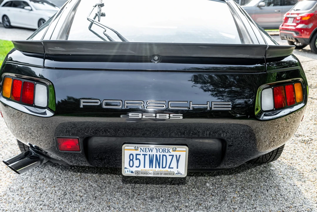 1985 Porsche 928 S - Image 19 of 31