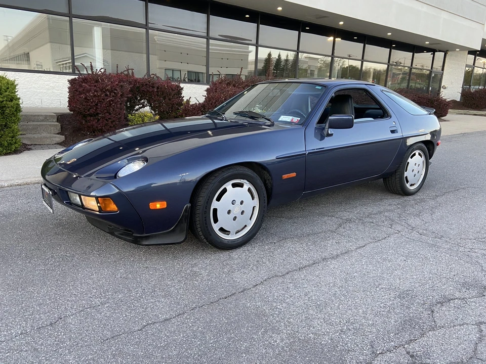 1985 Porsche 928 S - Image 13 of 31
