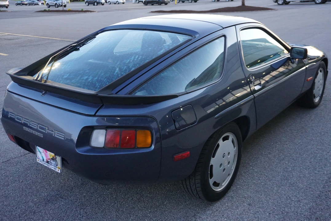 1985 Porsche 928 S - Image 28 of 31