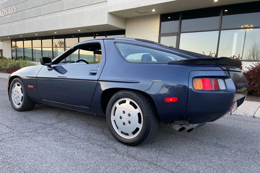 1985 Porsche 928 S - Image 18 of 31