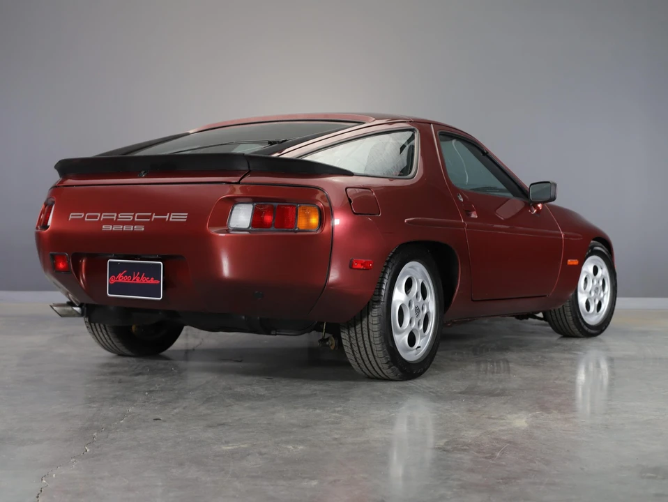 1985 Porsche 928 S - Image 24 of 31