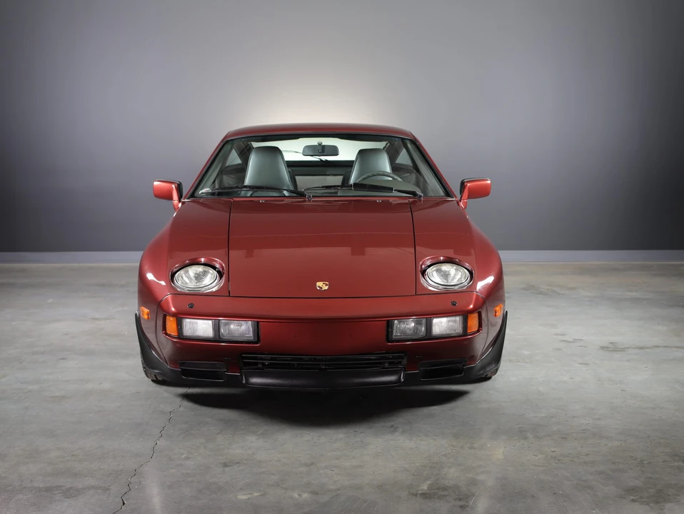 1985 Porsche 928 S - Image 9 of 31