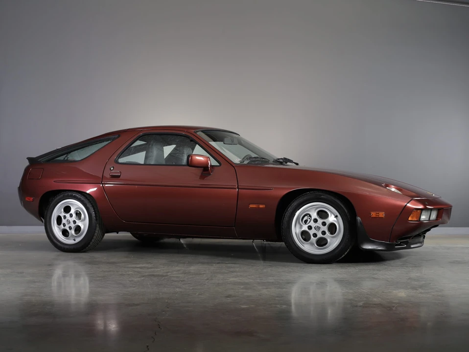 1985 Porsche 928 S - Image 17 of 31