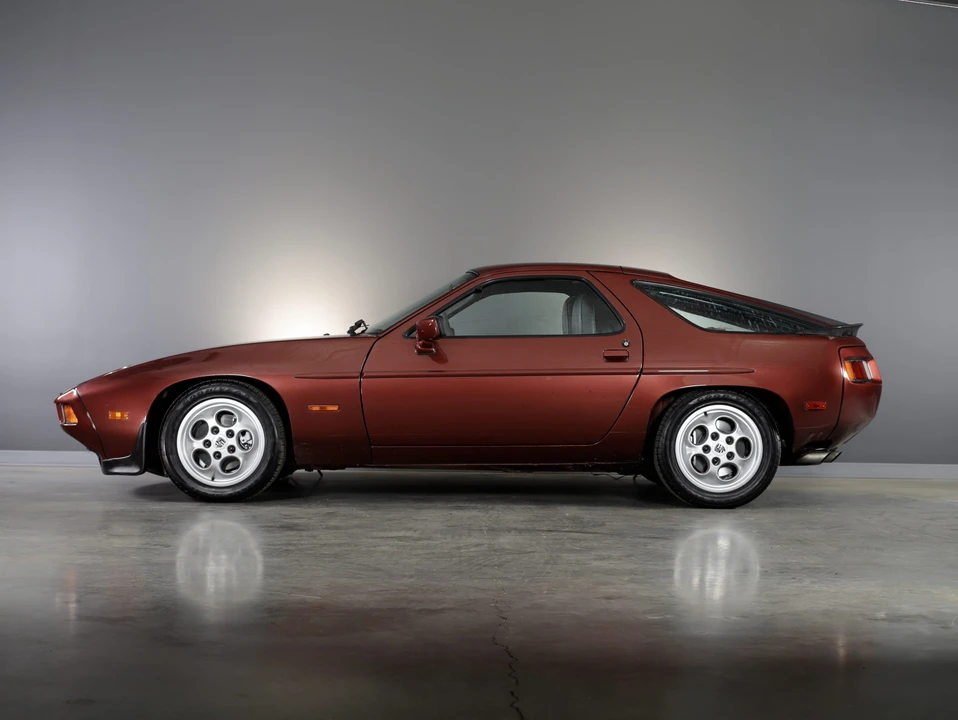1985 Porsche 928 S - Image 29 of 31