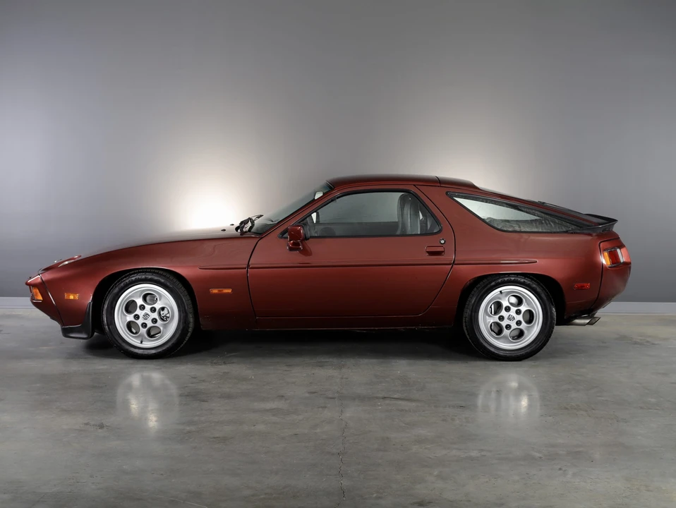 1985 Porsche 928 S - Image 28 of 31