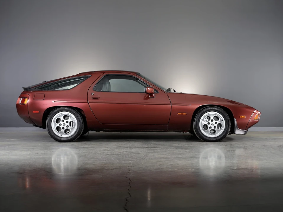 1985 Porsche 928 S - Image 19 of 31