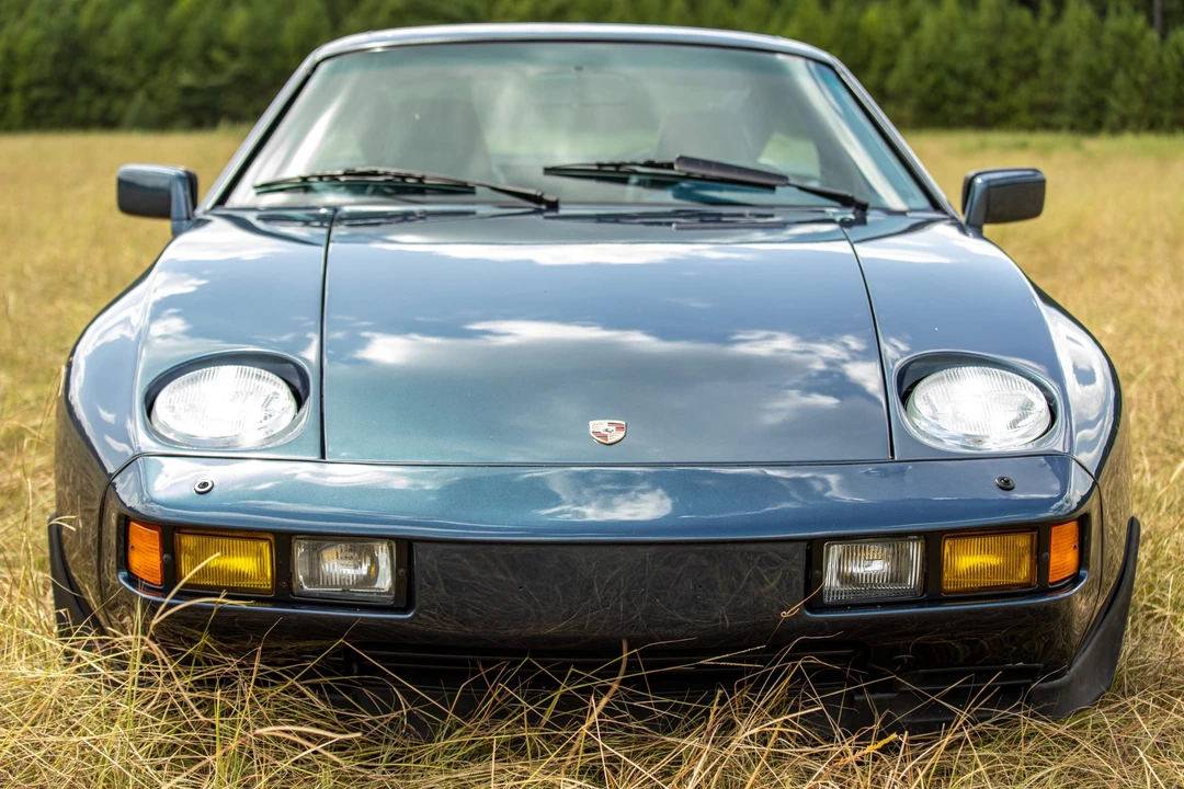 1985 Porsche 928 S - Image 5 of 31