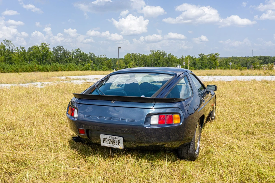1985 Porsche 928 S - Image 11 of 31