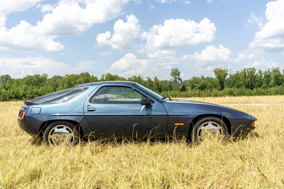1985 Porsche 928 S - Image 9 of 31