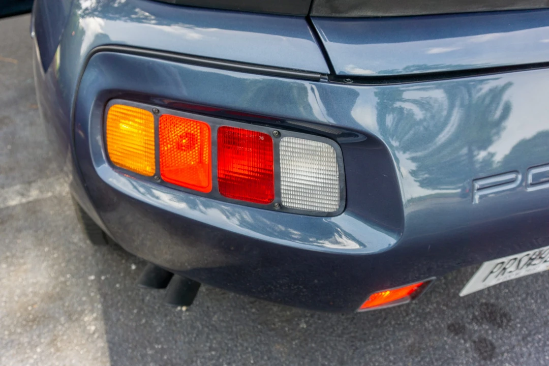1985 Porsche 928 S - Image 28 of 31