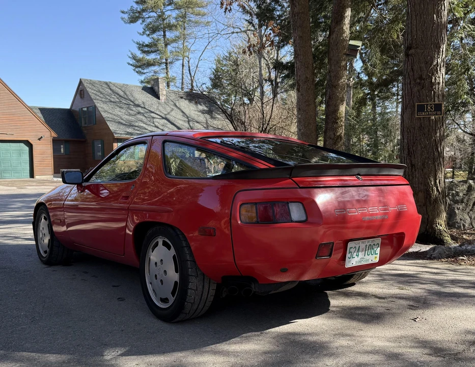 1985 Porsche 928 S - Image 9 of 31
