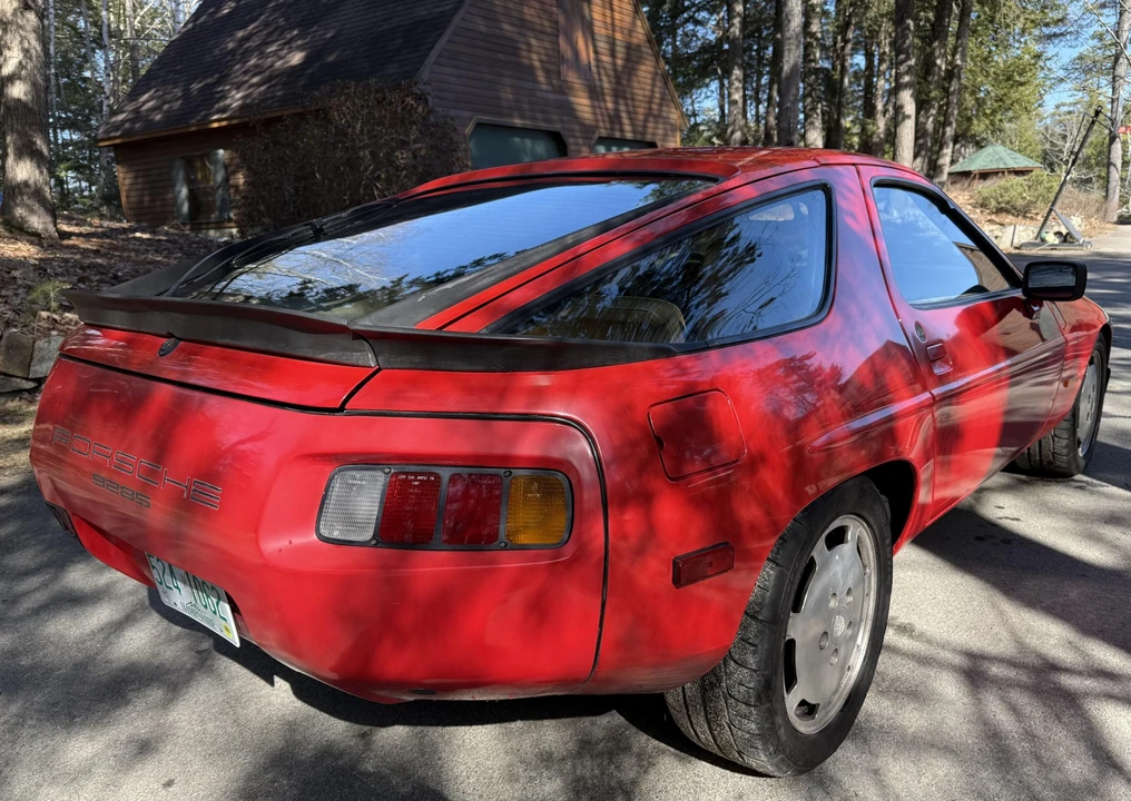 1985 Porsche 928 S - Image 12 of 31